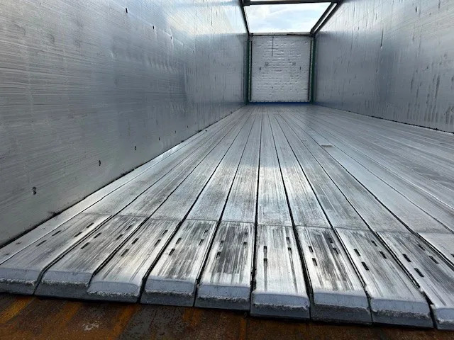 Knapen Trailers K200 - 92m3 2x Liftachse 10mm NL TUV 09-26 - Afbeelding 9