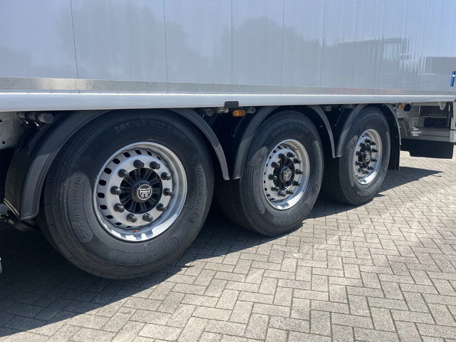 Knapen Trailers K100 - 92m3 Zijwandbeschermzeil 10mm *huren / leasen* - Afbeelding 11
